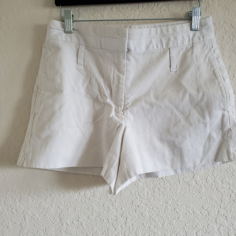 Rag & Bone New York Women's Size 6 shorts Ivory